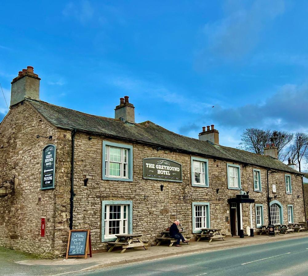 The Greyhound Hotel Shap Exterior photo