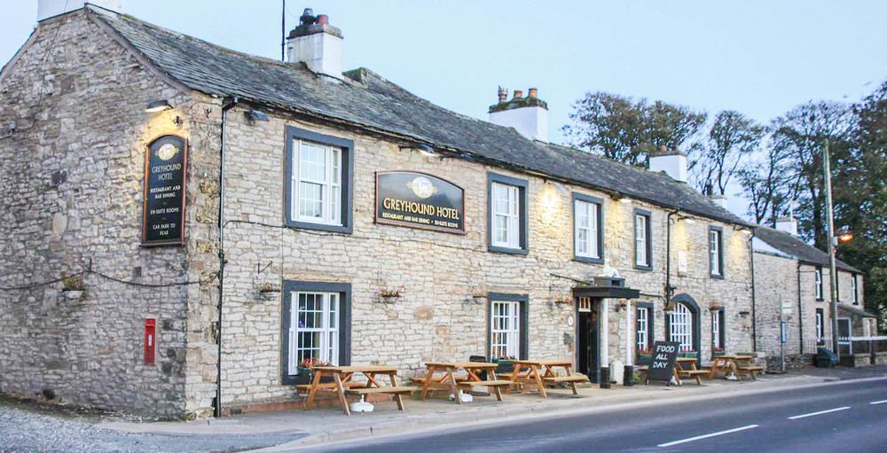 The Greyhound Hotel Shap Exterior photo